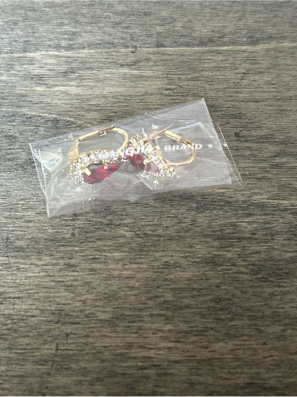 Gold-Tone Red Crystal Drop Earrings - Brand: (unspecified)